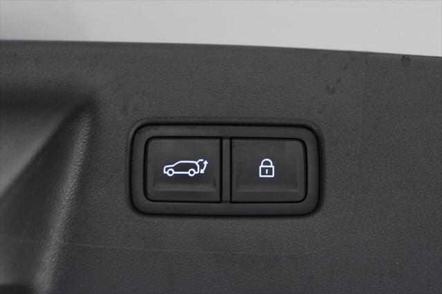 used 2024 Hyundai Santa Fe car, priced at $35,297