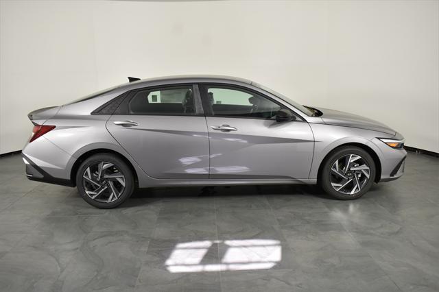 new 2025 Hyundai Elantra car, priced at $23,028