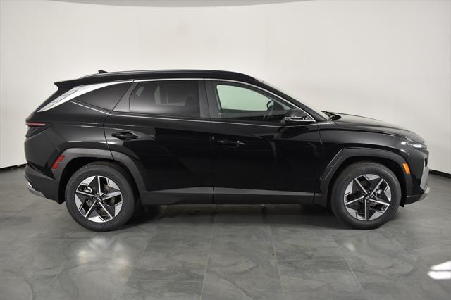 new 2025 Hyundai Tucson car, priced at $32,184
