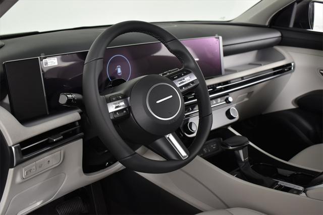 new 2025 Hyundai Tucson car, priced at $32,184