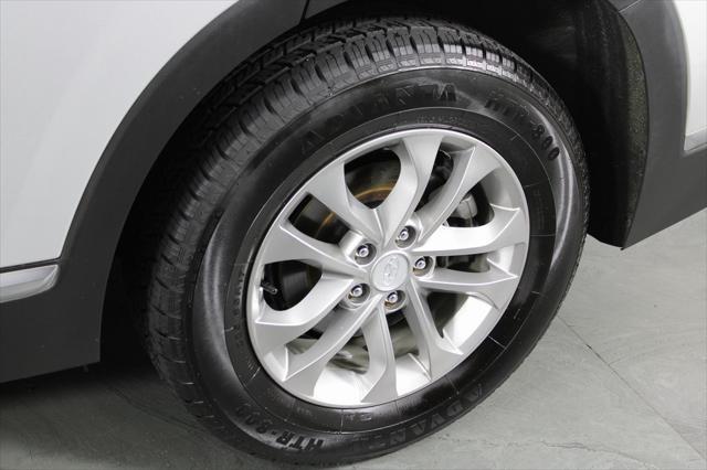 used 2020 Hyundai Santa Fe car, priced at $14,589