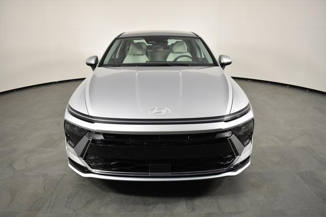 new 2025 Hyundai Sonata car, priced at $28,450
