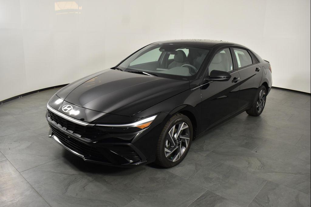 new 2025 Hyundai Elantra car, priced at $23,043