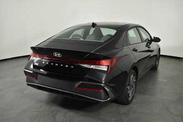 new 2025 Hyundai Elantra car, priced at $23,043