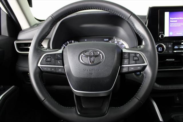 used 2023 Toyota Highlander car, priced at $23,187