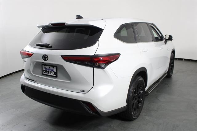 used 2023 Toyota Highlander car, priced at $23,187