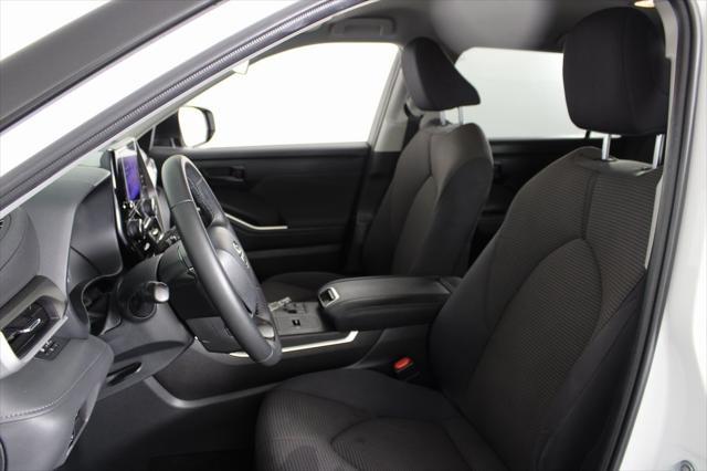 used 2023 Toyota Highlander car, priced at $23,187