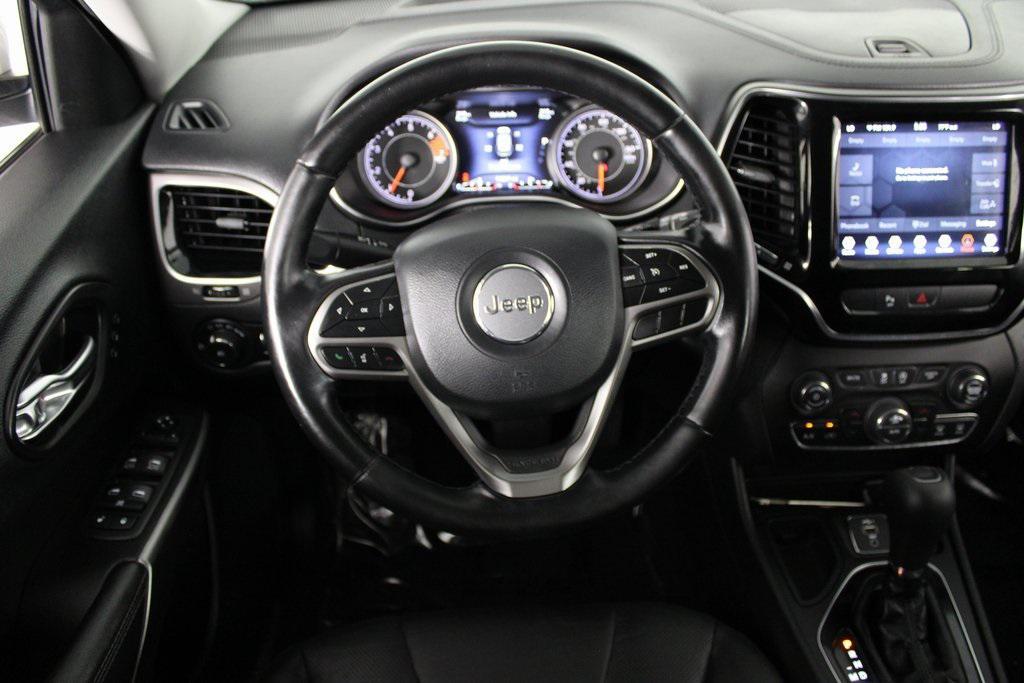 used 2020 Jeep Cherokee car, priced at $13,537