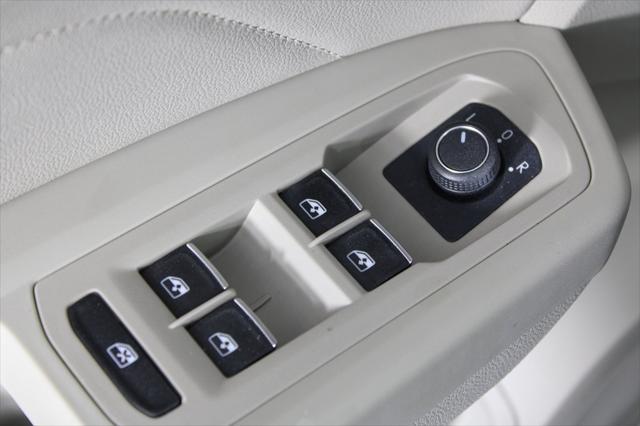 used 2021 Volkswagen Atlas car, priced at $18,760
