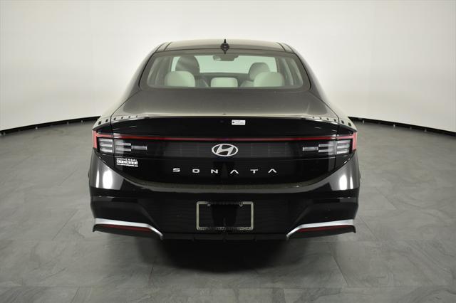new 2024 Hyundai Sonata car, priced at $31,910