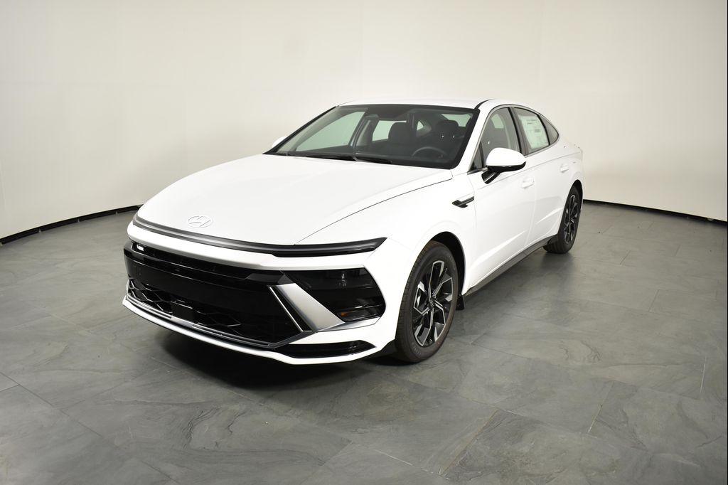 new 2025 Hyundai Sonata car, priced at $25,483