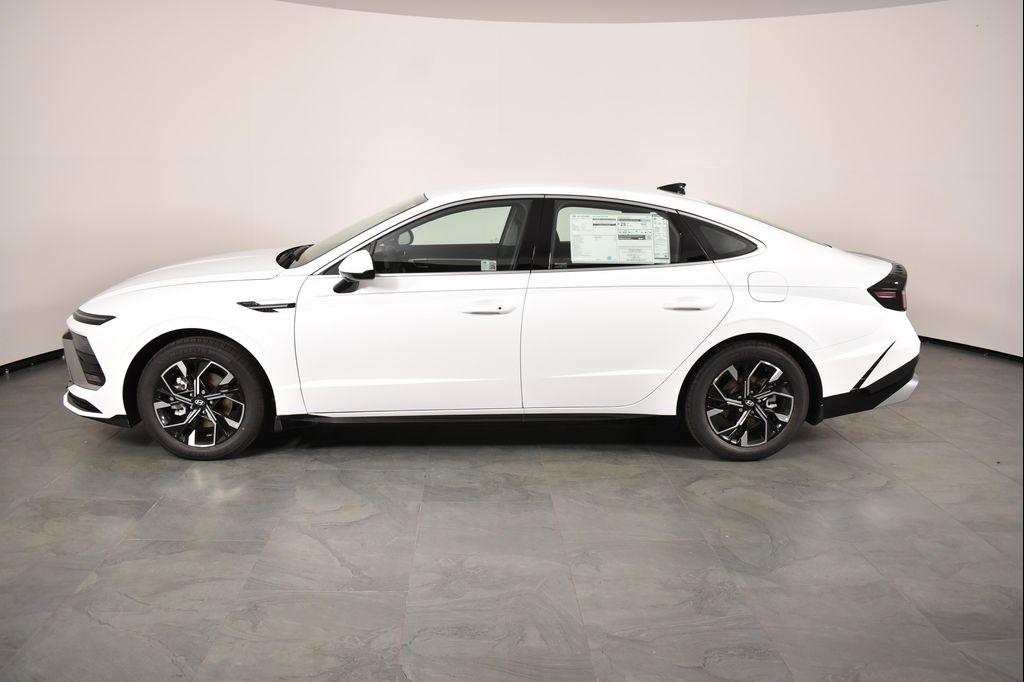 new 2025 Hyundai Sonata car, priced at $25,483