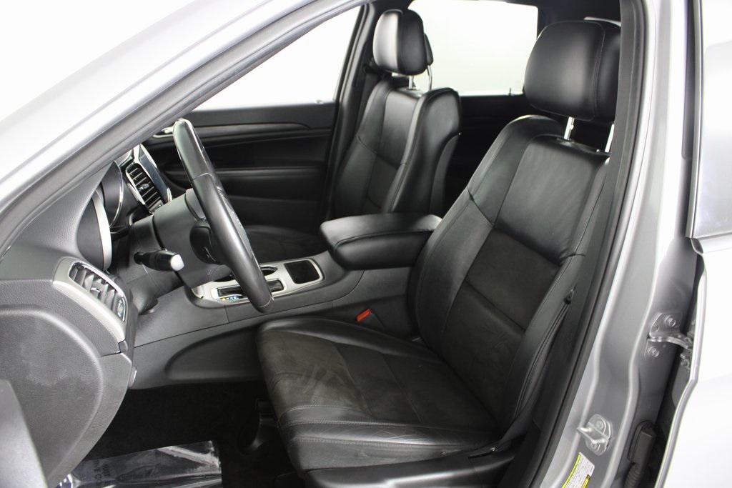 used 2019 Jeep Grand Cherokee car, priced at $13,984