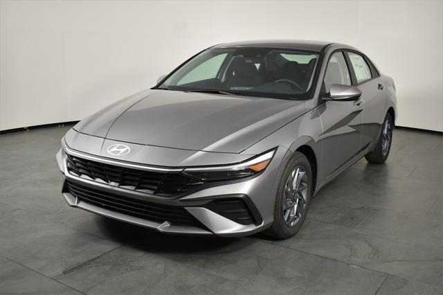 new 2025 Hyundai Elantra car, priced at $23,965