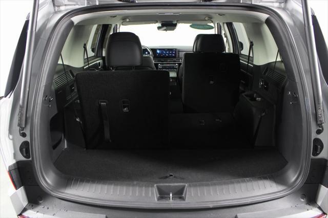 used 2024 Hyundai Santa Fe car, priced at $31,069