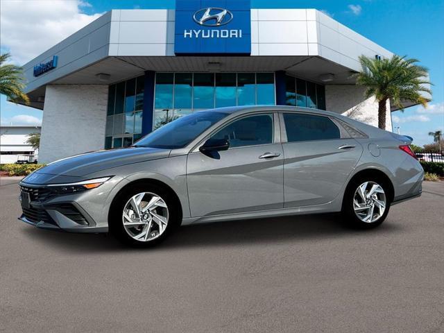 new 2025 Hyundai Elantra car, priced at $23,073