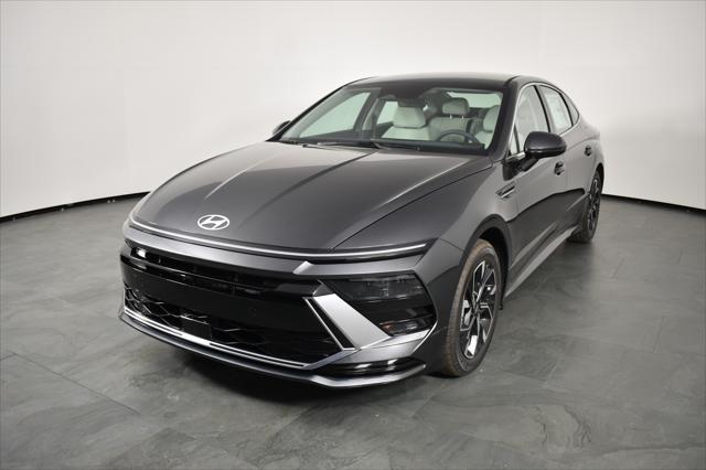 new 2025 Hyundai Sonata car, priced at $29,880
