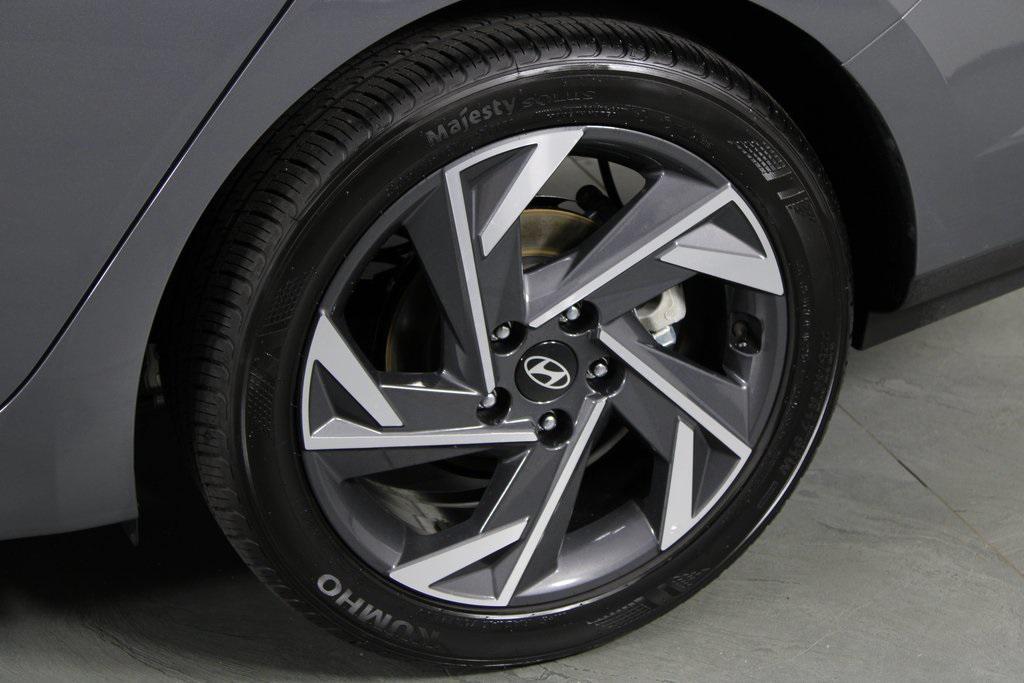 used 2025 Hyundai Elantra car, priced at $20,987