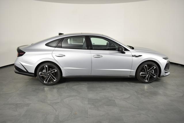 new 2025 Hyundai Sonata car, priced at $38,245