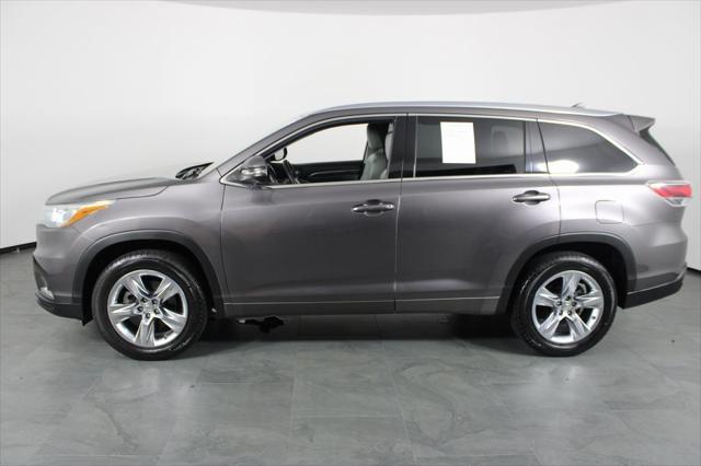 used 2014 Toyota Highlander car, priced at $15,794