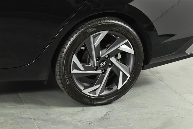 new 2025 Hyundai Elantra car, priced at $27,713