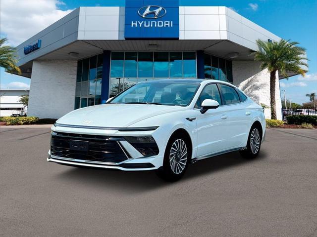 new 2025 Hyundai Sonata Hybrid car, priced at $38,490
