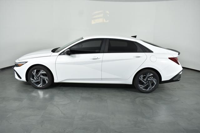 new 2025 Hyundai Elantra car, priced at $24,759