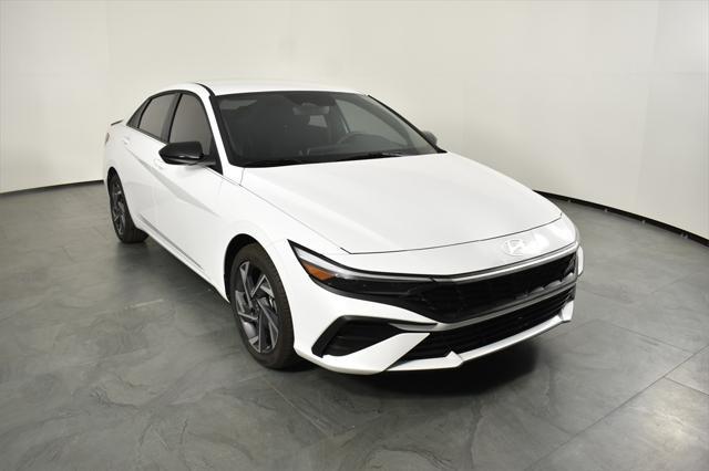 new 2025 Hyundai Elantra car, priced at $24,759