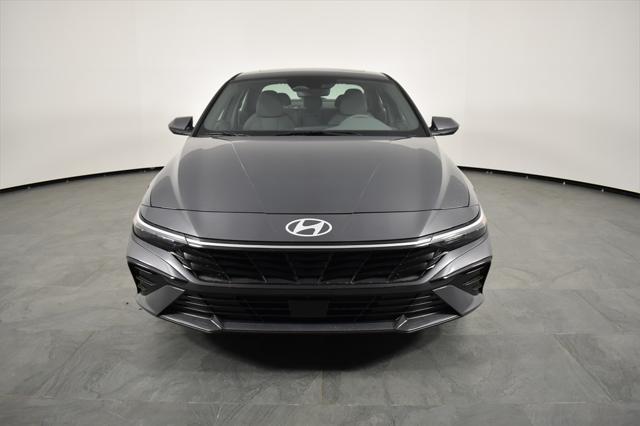 new 2024 Hyundai Elantra car, priced at $23,209