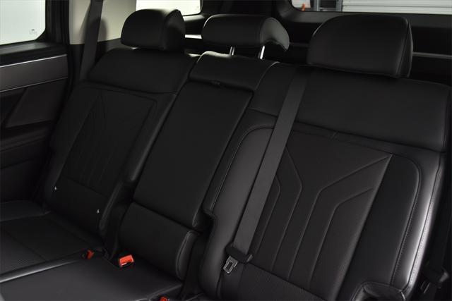 new 2025 Hyundai Santa Fe car, priced at $37,462