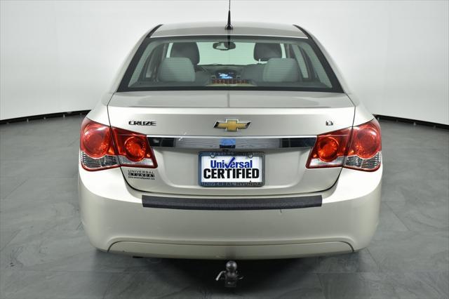 used 2014 Chevrolet Cruze car, priced at $6,987