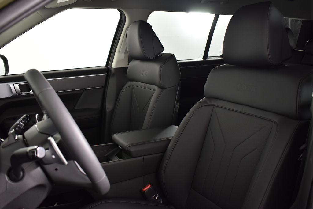 new 2025 Hyundai Santa Fe car, priced at $37,239