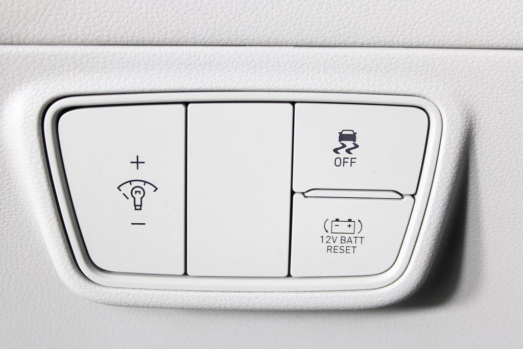 used 2022 Hyundai TUCSON Hybrid car, priced at $17,036