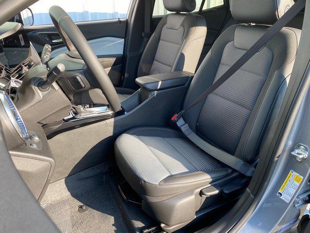 new 2025 Chevrolet Trax car, priced at $24,955