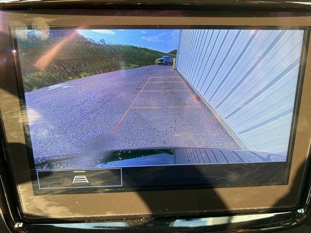 used 2022 Chevrolet Traverse car, priced at $32,392