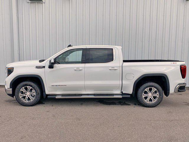 new 2025 GMC Sierra 1500 car, priced at $56,940
