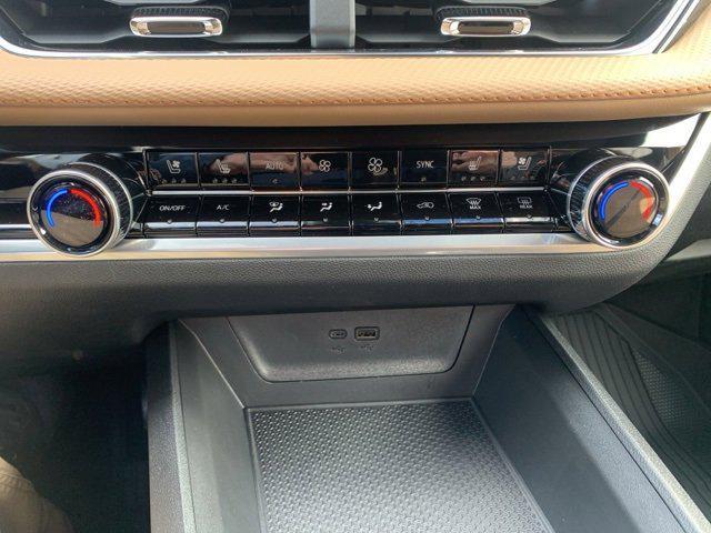 new 2026 Chevrolet Equinox car, priced at $41,930