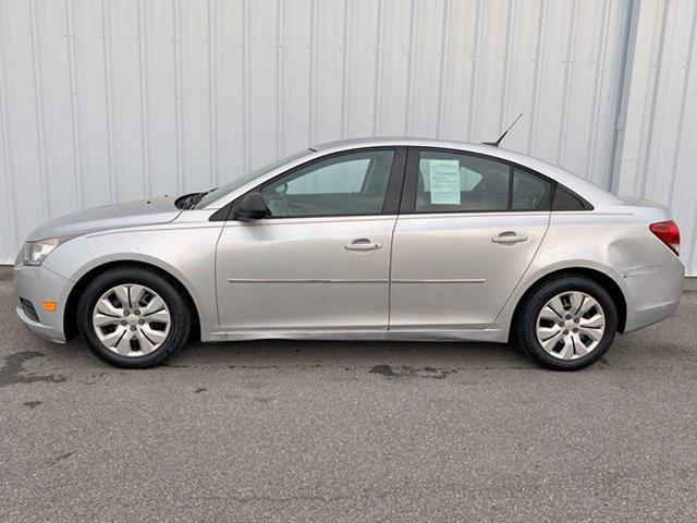 used 2013 Chevrolet Cruze car, priced at $6,786