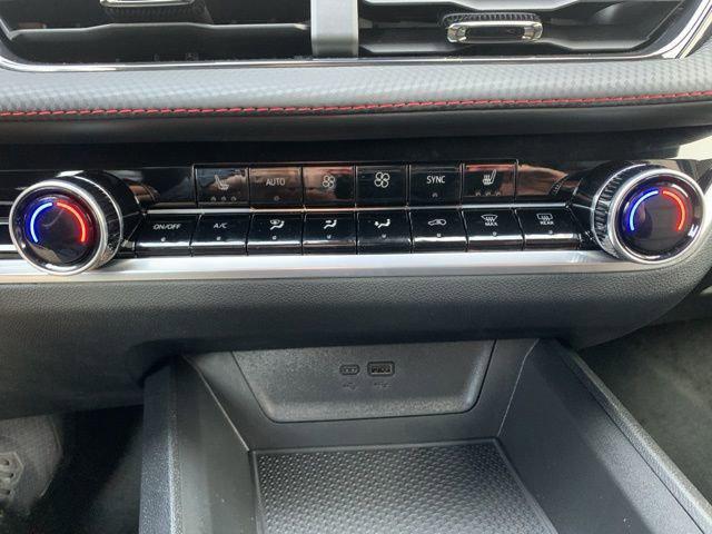 new 2026 Chevrolet Equinox car, priced at $39,207