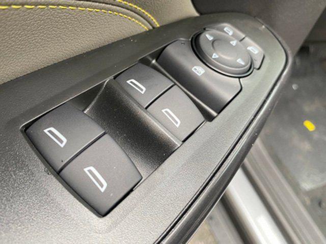 new 2025 Chevrolet Trax car, priced at $27,332