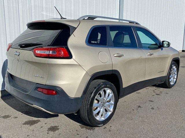 used 2015 Jeep Cherokee car, priced at $11,738