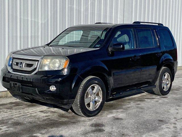 used 2011 Honda Pilot car, priced at $8,819