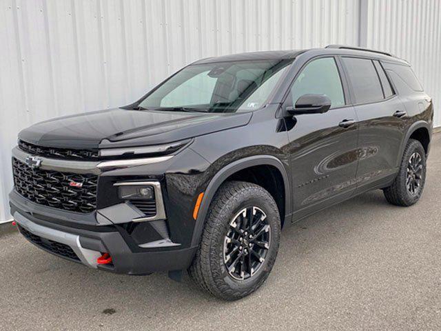 new 2025 Chevrolet Traverse car, priced at $50,995