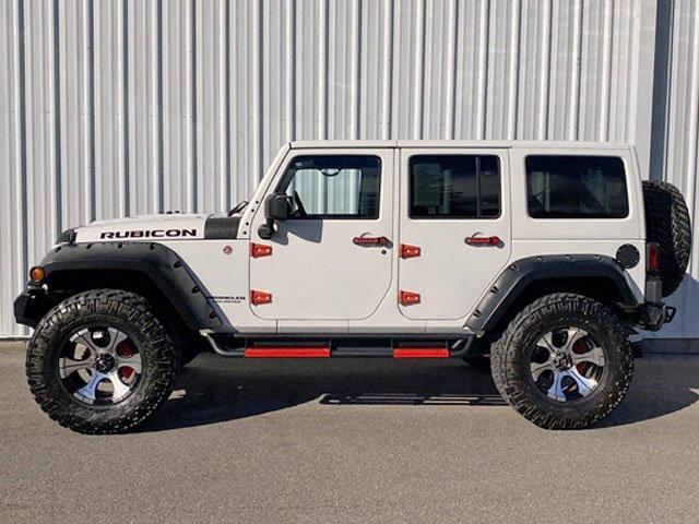 used 2015 Jeep Wrangler Unlimited car, priced at $22,590