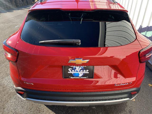 new 2026 Chevrolet Trax car, priced at $25,667