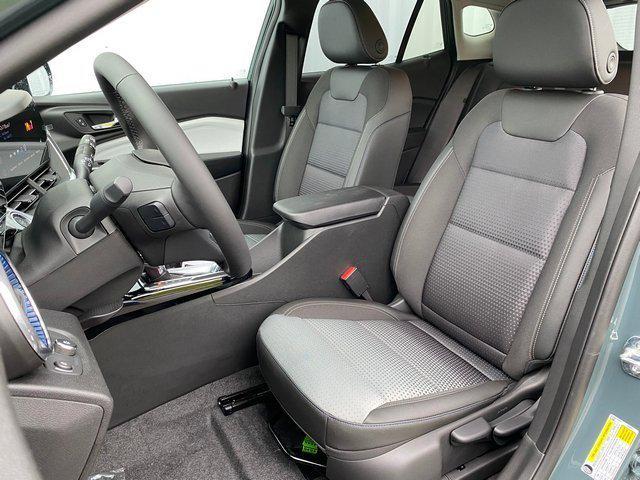 new 2025 Chevrolet Trax car, priced at $25,750