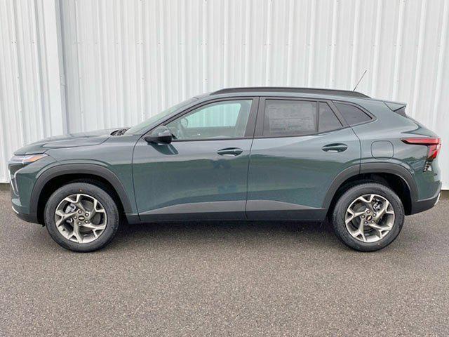 new 2025 Chevrolet Trax car, priced at $25,750