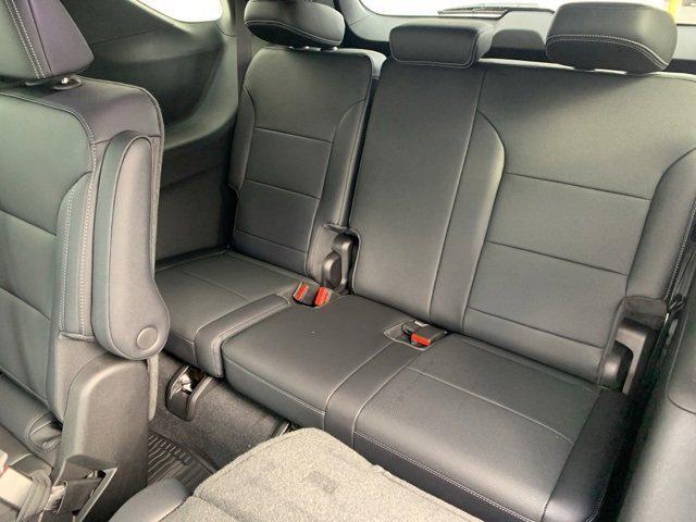 new 2026 Chevrolet Traverse car, priced at $46,415