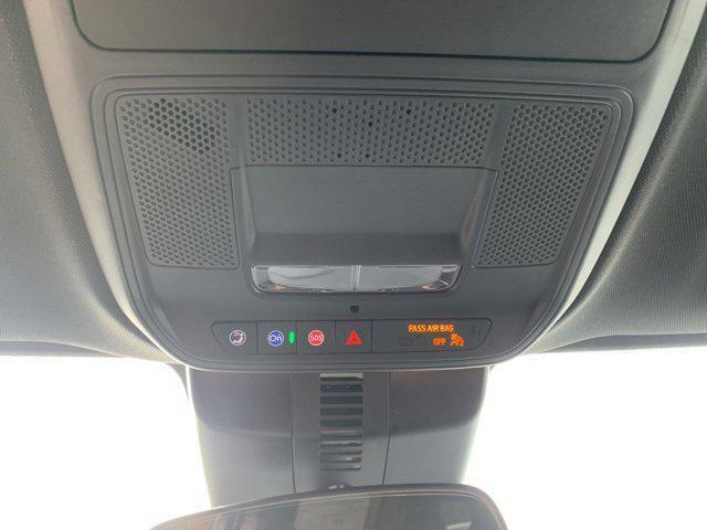 new 2026 Chevrolet Traverse car, priced at $46,415