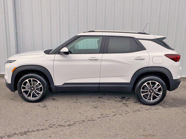 new 2025 Chevrolet TrailBlazer car, priced at $31,825